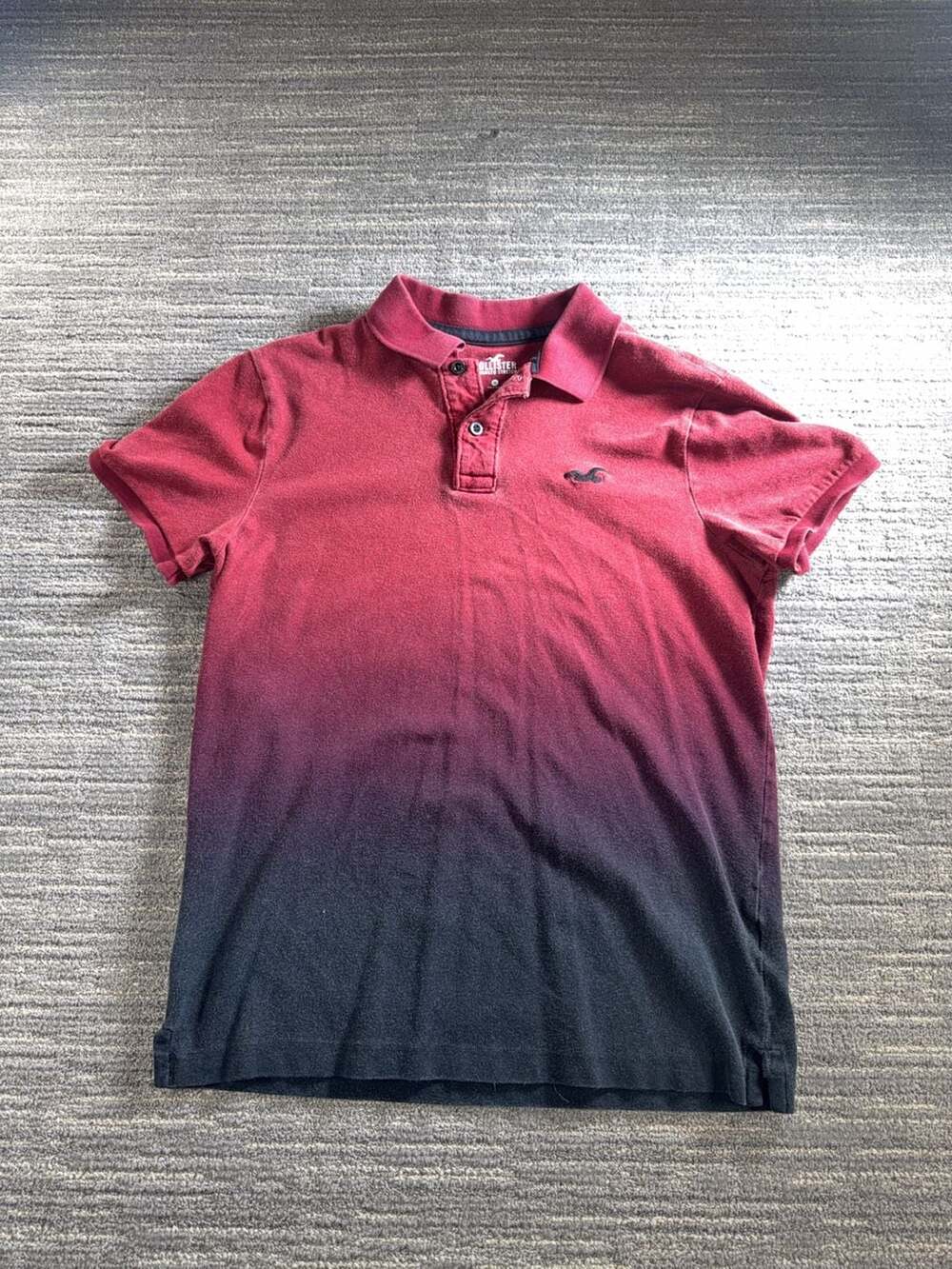 Hollister Advanced Stretch Ombre Polo Shirt Red Black Size M